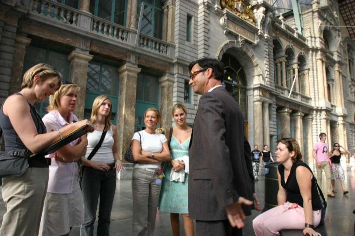 Image Murder And Mystery Tour | TeambuildingGuide