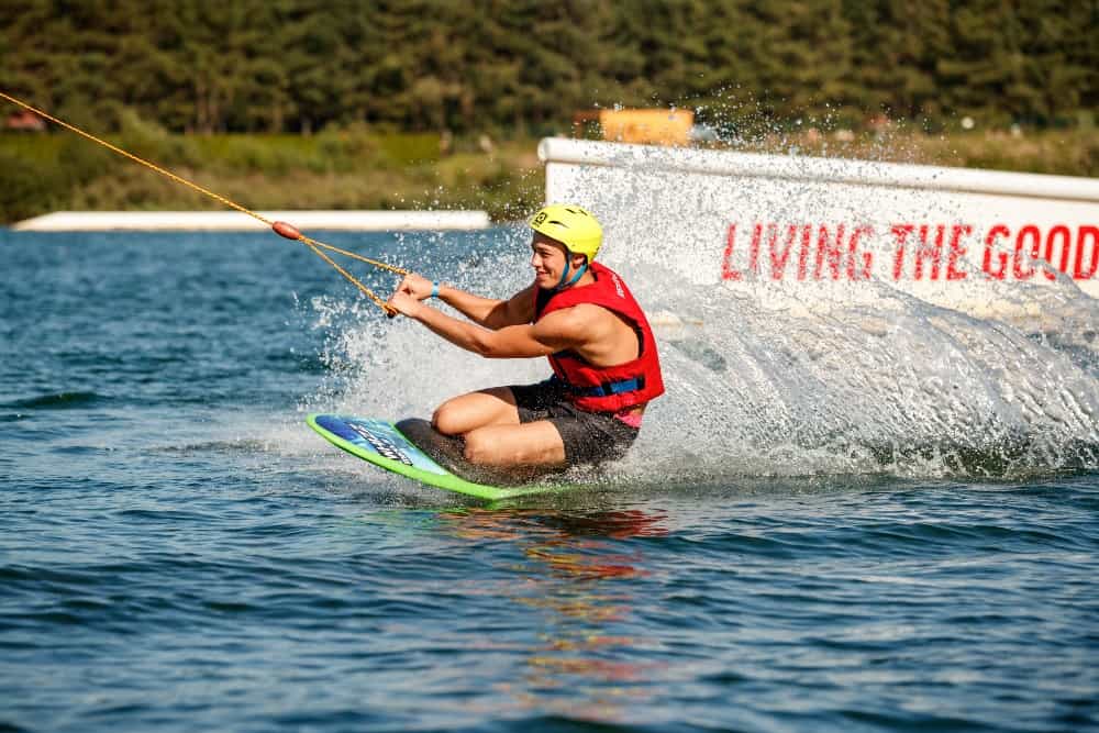 Image Wakeboard, waterski & stand up paddle | TeambuildingGuide